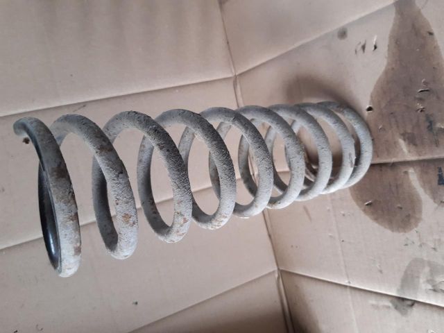 bontott LADA 1200-1600 Első Rugó