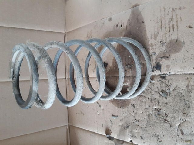 bontott LADA 1200-1600 Hátsó Rugó