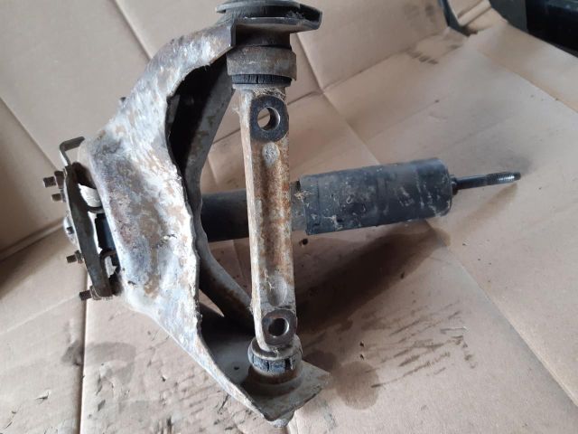 bontott LADA 1200-1600 Jobb első Lengőkar