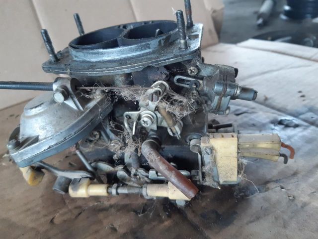 bontott LADA 1200-1600 Központi Injektor