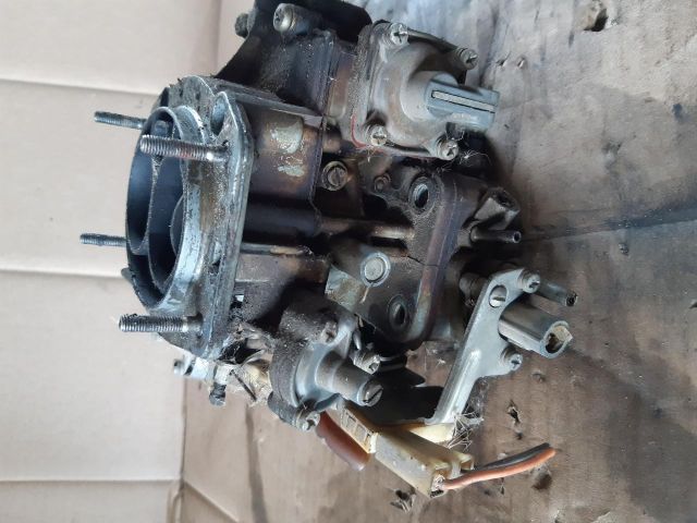 bontott LADA 1200-1600 Központi Injektor