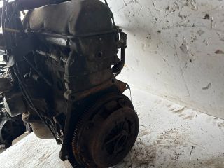 bontott LADA 1200-1600 Motor (Fűzött blokk hengerfejjel)