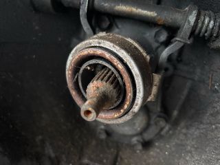 bontott LADA 1200-1600 Váltó (Mechanikus)