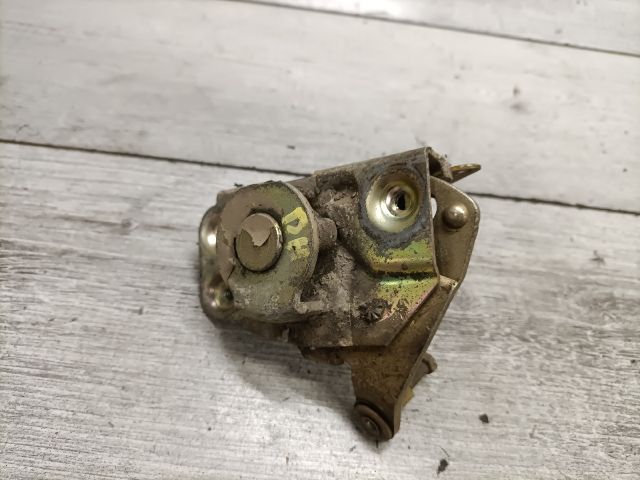 bontott LADA 1200-1600 Bal hátsó Ajtózár