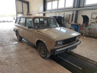 bontott LADA 1200-1600 Első Lökhárító (Üresen)