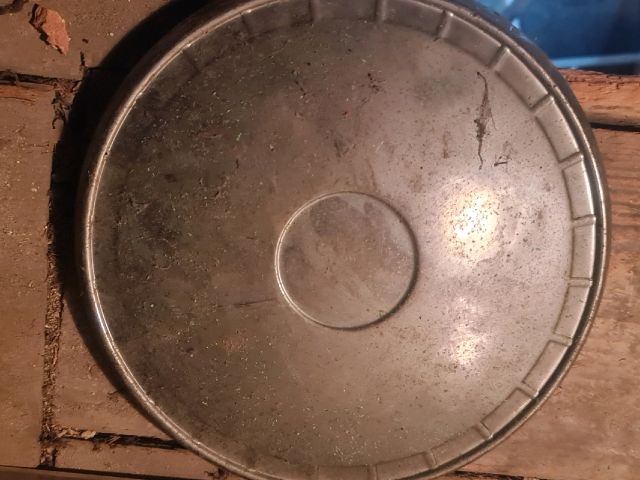 bontott LADA 1200-1600 Felniközép (1 db)