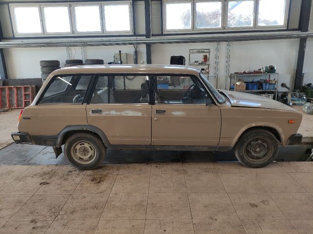 bontott LADA 1200-1600 Jobb C Oszlop Oldalablak Üveg