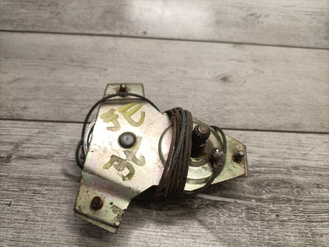 bontott LADA 1200-1600 Jobb első Ablakemelő Szerkezet (Mechanikus)