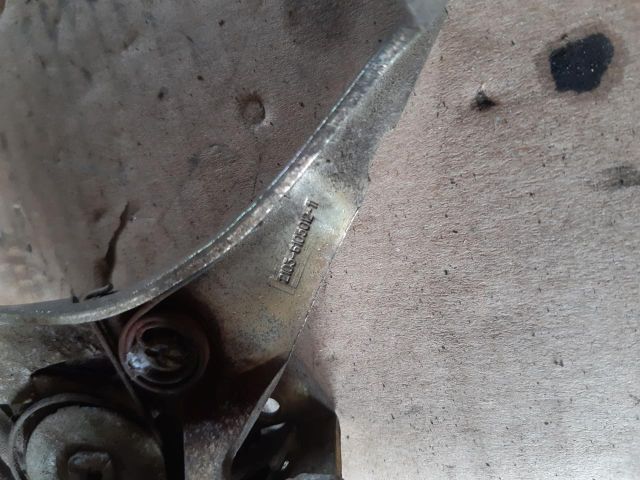 bontott LADA 1200-1600 Jobb első Ajtózár