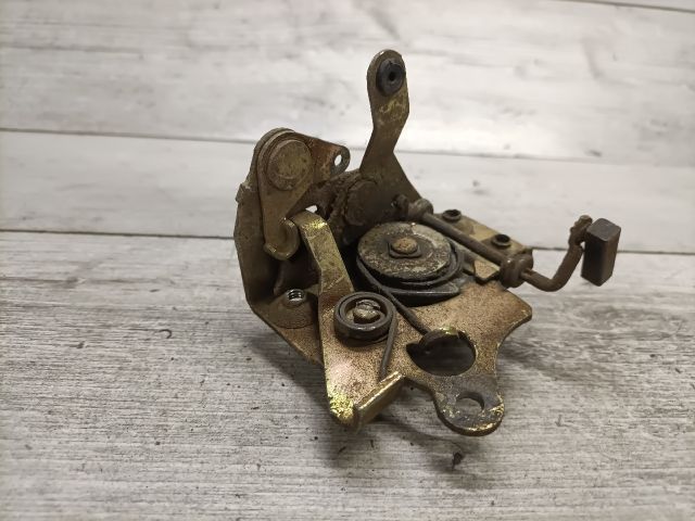 bontott LADA 1200-1600 Jobb első Ajtózár