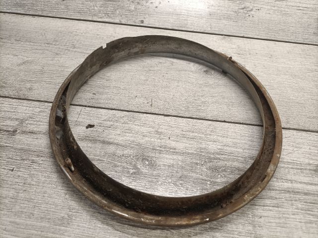 bontott LADA 1200-1600 Jobb Fényszóró Lámpakeret