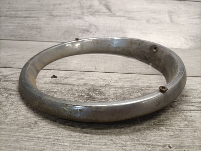 bontott LADA 1200-1600 Jobb Fényszóró Lámpakeret