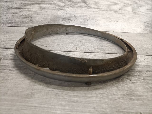 bontott LADA 1200-1600 Jobb Fényszóró Lámpakeret