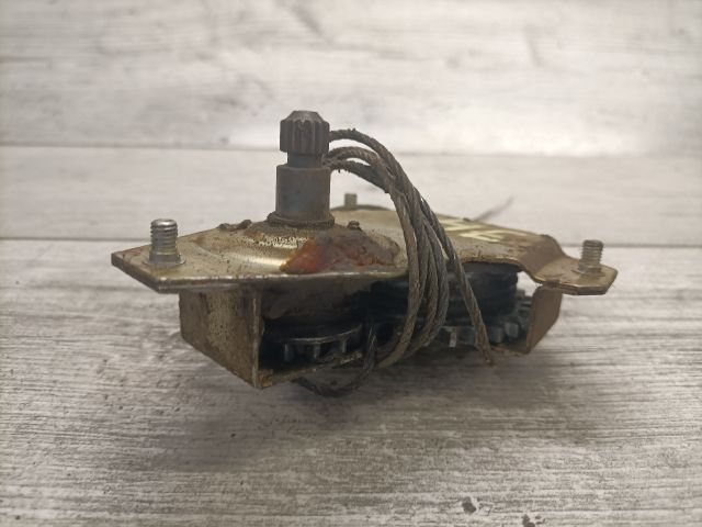 bontott LADA 1200-1600 Jobb hátsó Ablakemelő Szerkezet (Mechanikus)