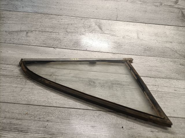 bontott LADA 1200-1600 Jobb hátsó Fixüveg (Ajtóban)