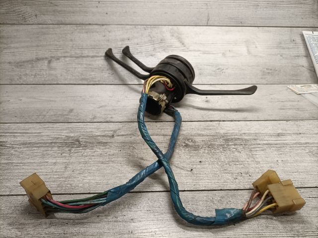 bontott LADA 1200-1600 Komplett Kormánykapcsoló (Bajuszkapcsoló)