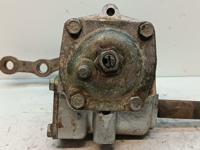 bontott LADA 1200-1600 Kormánymű Nem szervós