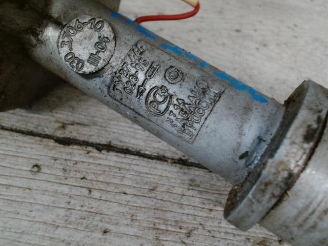 bontott LADA 2104 Gyújtáselosztó és Gyertya Kábel