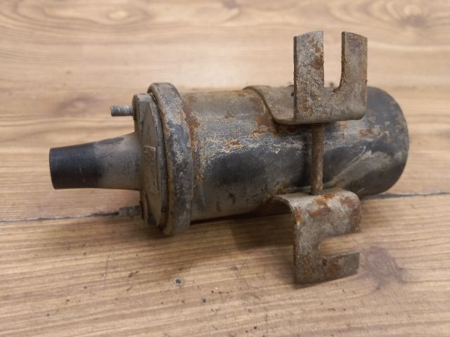 bontott LADA 2104 Gyújtótrafó