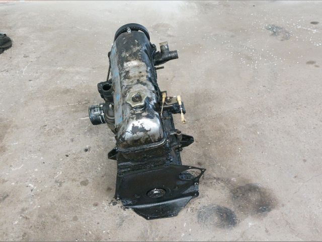 bontott LADA 2104 Motor (Fűzött blokk hengerfejjel)