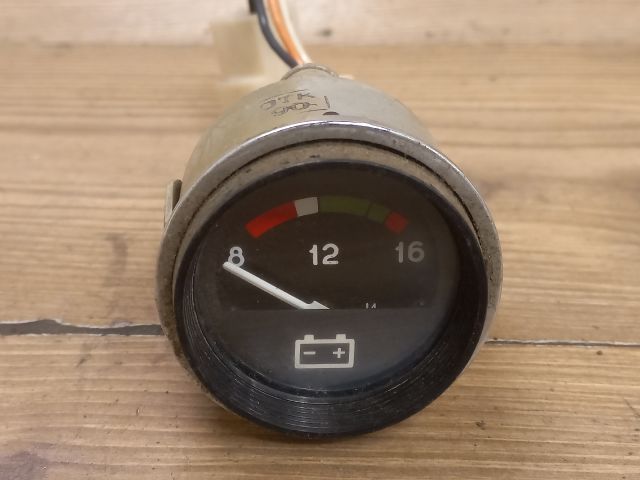 bontott LADA 2104 Óra (Időmérő)