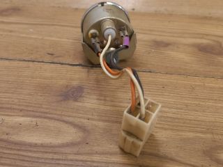 bontott LADA 2104 Óra (Időmérő)