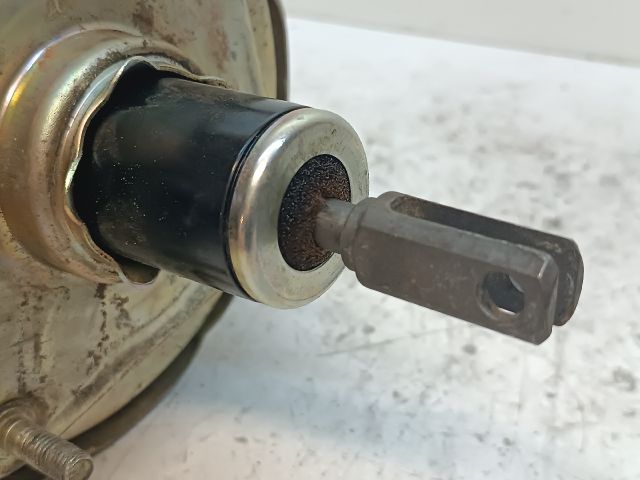 bontott LADA 2105 Fékrásegítő