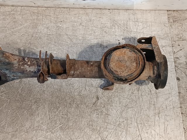 bontott LADA 2105 Hátsó Híd (Dobfékes)