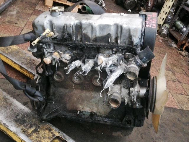 bontott LADA 2105 Motor (Fűzött blokk hengerfejjel)