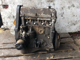 bontott LADA 2105 Motor (Fűzött blokk hengerfejjel)