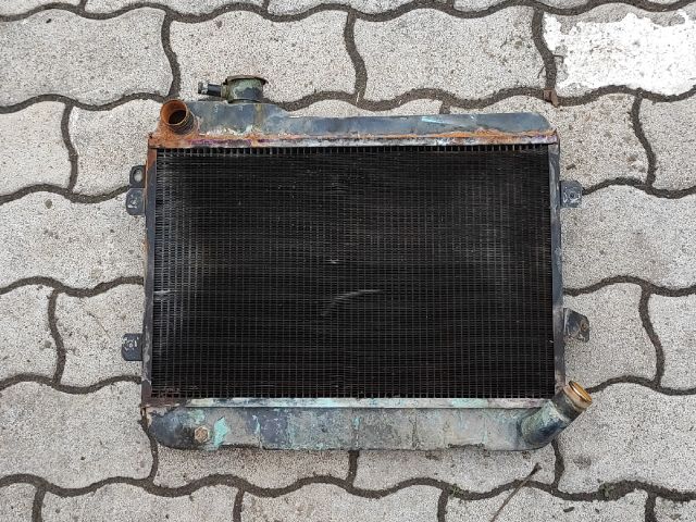 bontott LADA 2105 Vízhűtő Radiátor (Nem klímás)