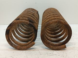 bontott LADA 2105 Első Rugó Pár