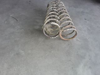 bontott LADA 2105 Hátsó Rugó Pár