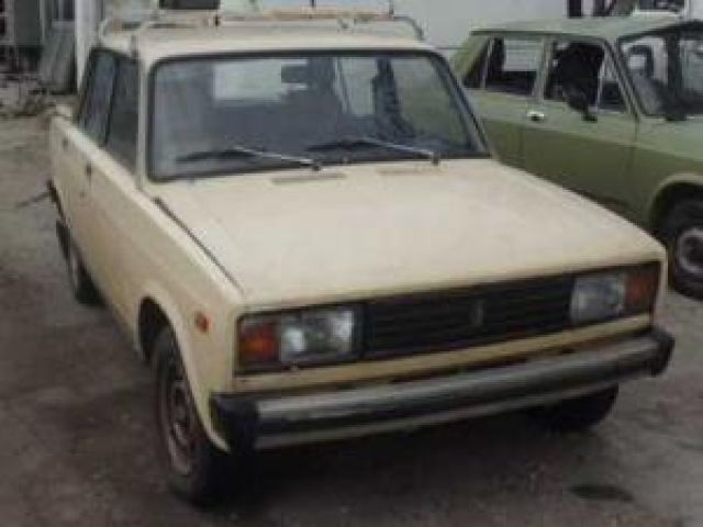 bontott LADA 2105 Ablakmosó Tartály