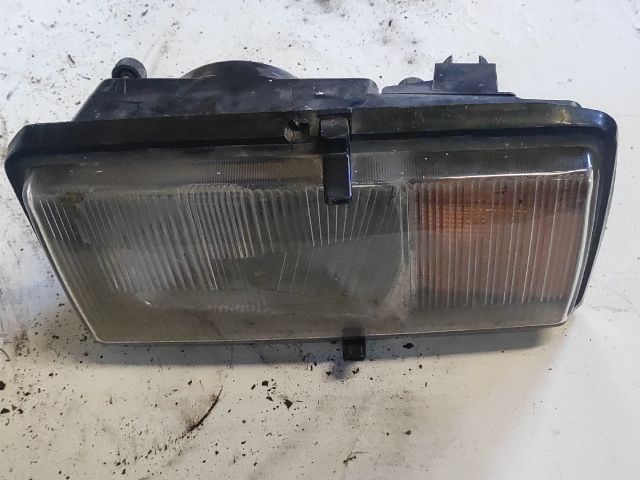 bontott LADA 2105 Bal első Lámpabúra