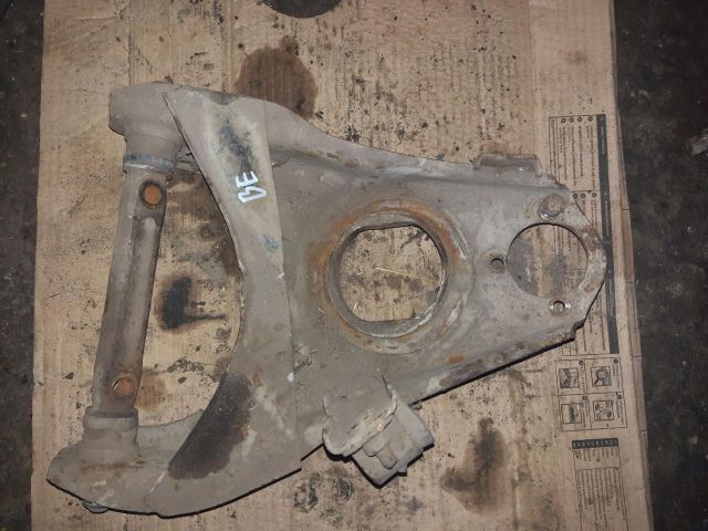 bontott LADA 2105 Bal első Lengőkar