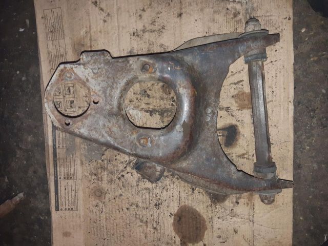 bontott LADA 2105 Bal első Lengőkar