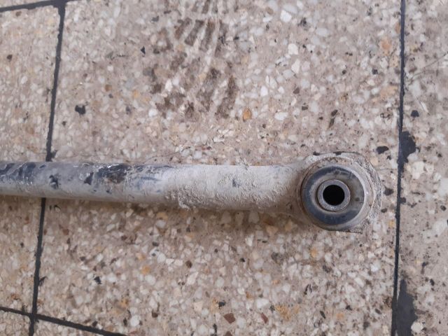 bontott LADA 2105 Hátsó Vízszintes Stabilizátor Rúd