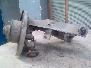 bontott LADA 2107 Bal első Csonkállvány Kerékaggyal