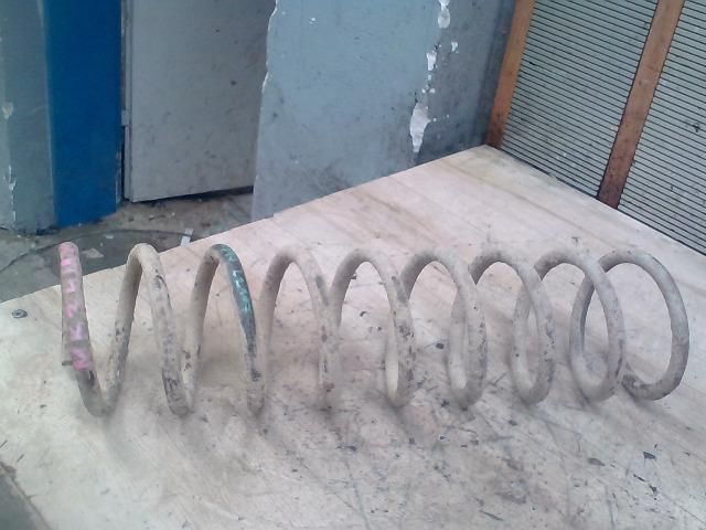 bontott LADA 2107 Hátsó Rugó