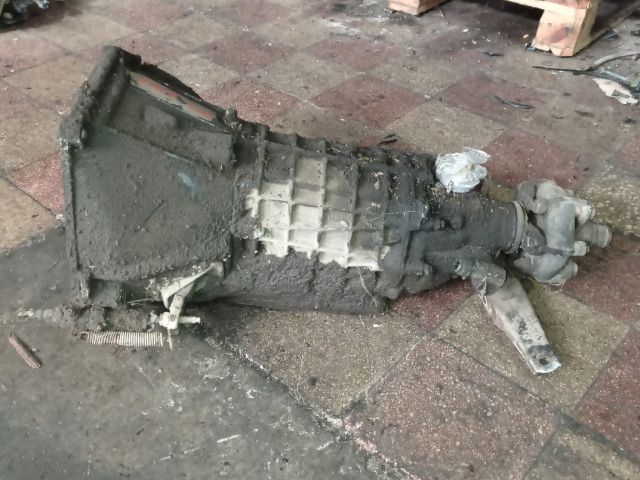 bontott LADA 2107 Váltó (Mechanikus)