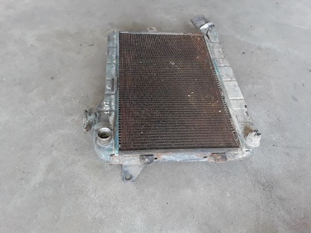 bontott LADA 2107 Vízhűtő Radiátor (Nem klímás)