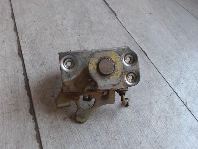 bontott LADA 2107 Bal első Ajtózár