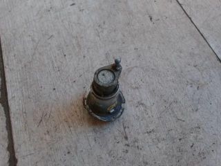 bontott LADA 2107 Bal első Zárbetét