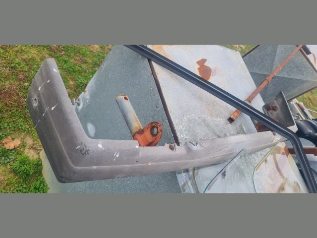 bontott LADA 2107 Hátsó Lökhárító (Részeivel)