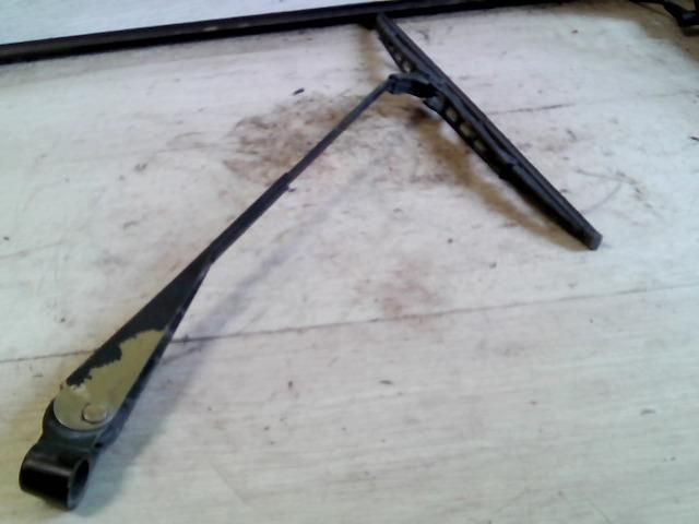 bontott LADA 2107 Jobb első Ablaktörlő Kar