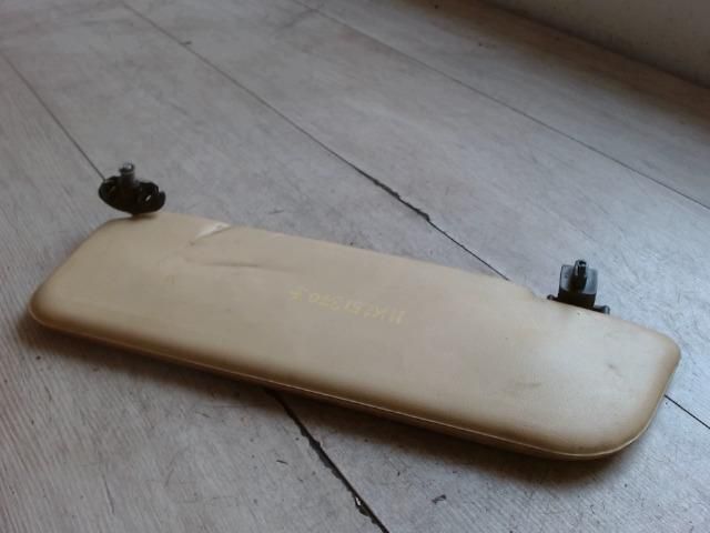 bontott LADA 2107 Jobb Napellenző