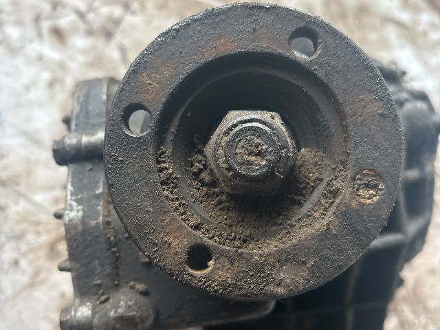 bontott LADA NIVA Első Differenciálmű