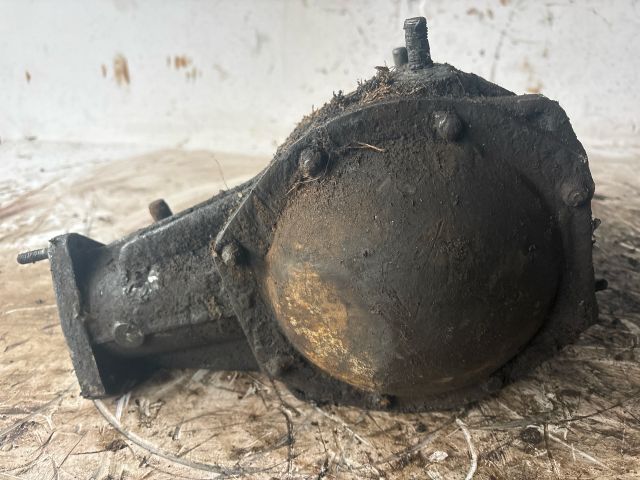 bontott LADA NIVA Első Differenciálmű