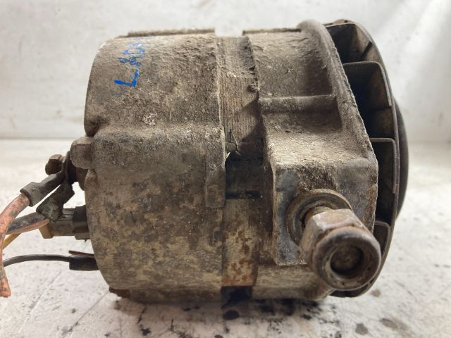 bontott LADA NIVA Generátor